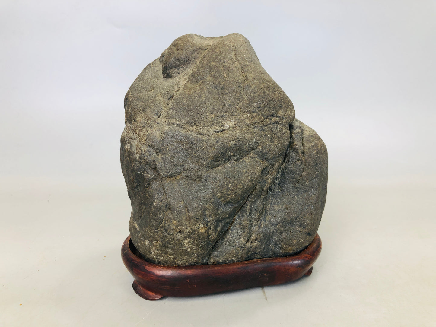 Y6065 [VIDEO] OKIMONO Suiseki viewing stone wooden stand Japan antique interior decor