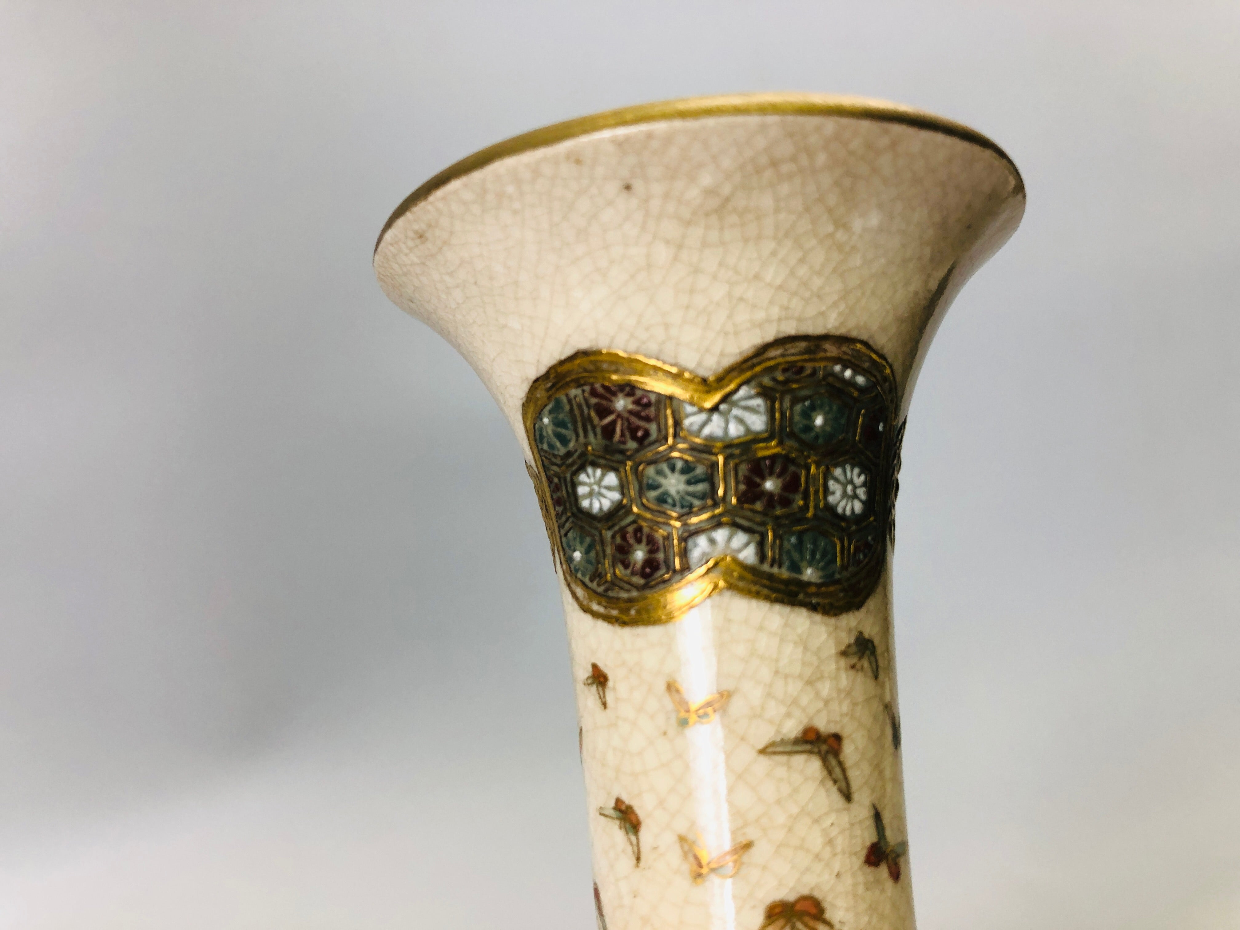 Y6067 [VIDEO] FLOWER VASE Satsuma-ware color picture box Japan