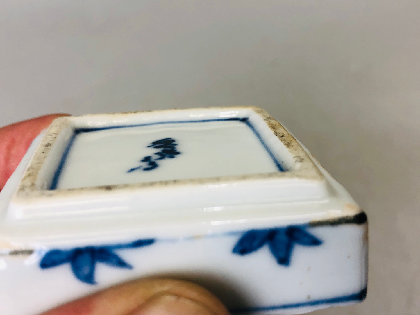 Y6082 [VIDEO] BOX Kyo-ware signed Japan antique incense case fragrance aromatherapy