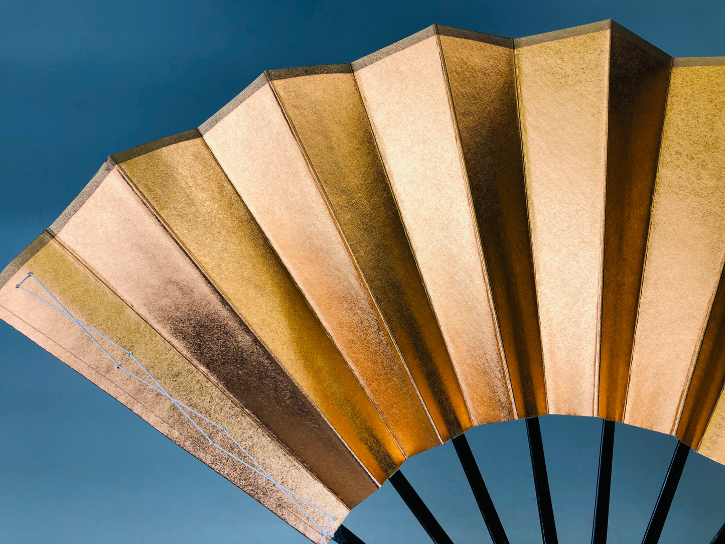 Y6105 [VIDEO] SENSU Dancer's folding fan box copper family crest Japan antique kimono
