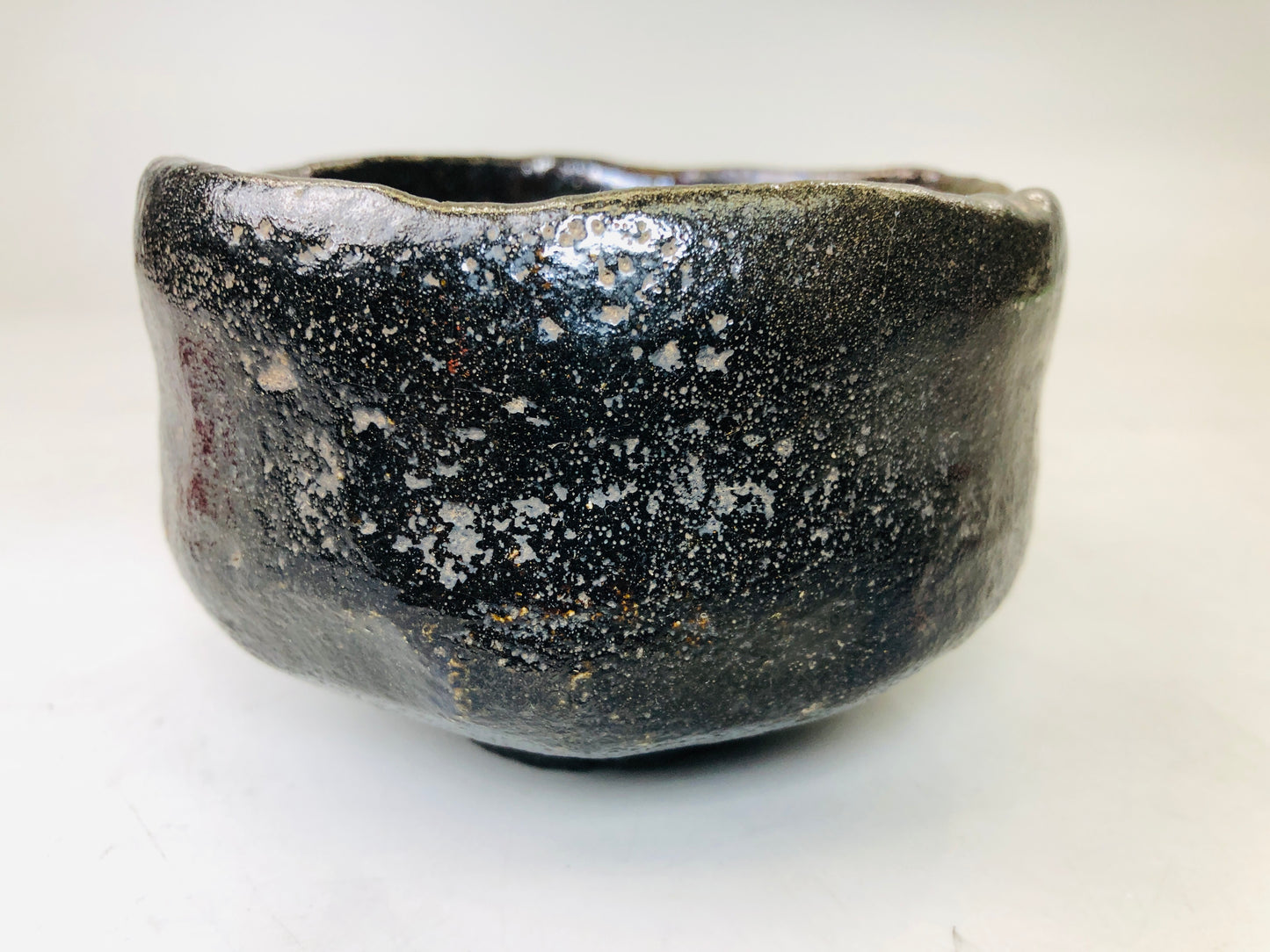 Y6154 [VIDEO] CHAWAN Raku-ware black bowl Japan antique tea ceremony vintage pottery