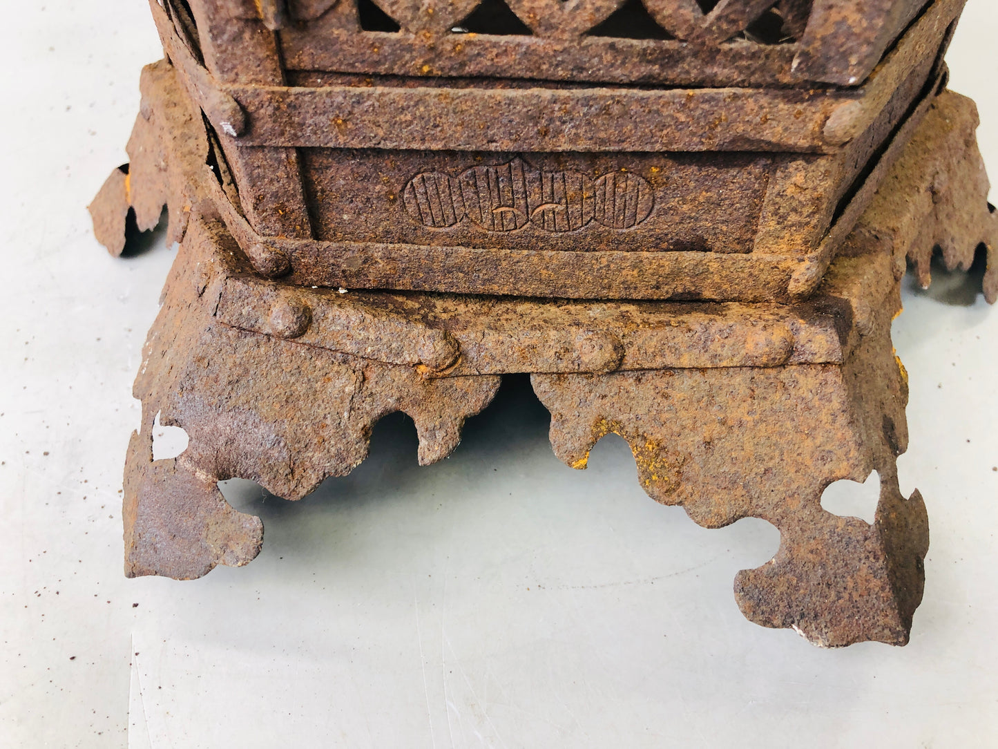 Y6191 [VIDEO] TOUROU Iron Lantern lamp cicada Japan antique vintage interior decor