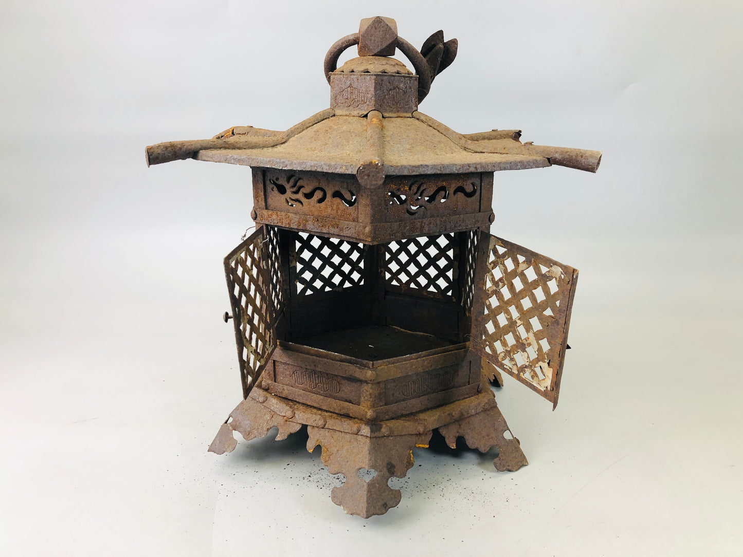 Y6191 [VIDEO] TOUROU Iron Lantern lamp cicada Japan antique vintage interior decor
