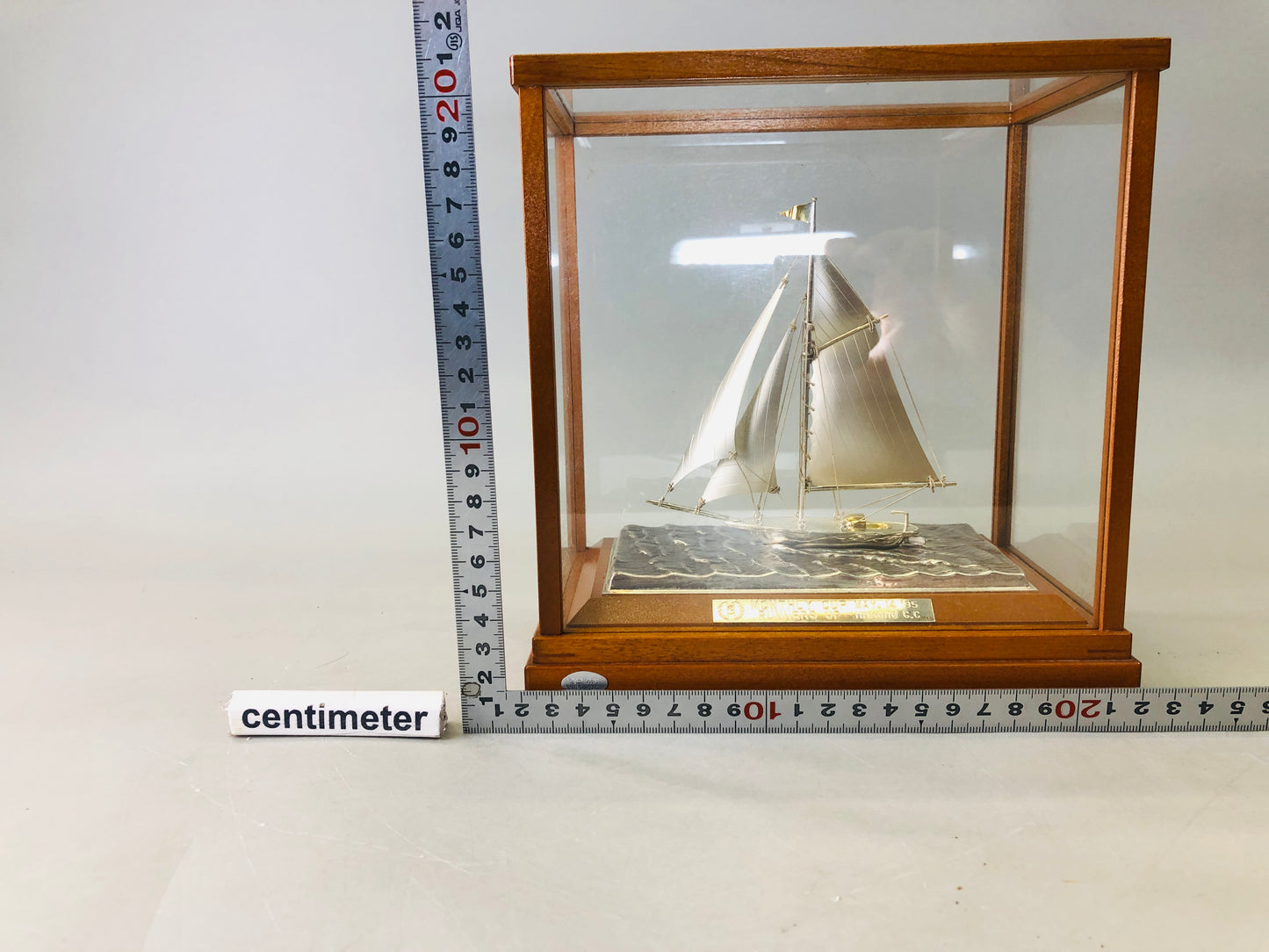 Y6301 [VIDEO] OKIMONO Silver yacht figure signed glass case Japan antique interior decor