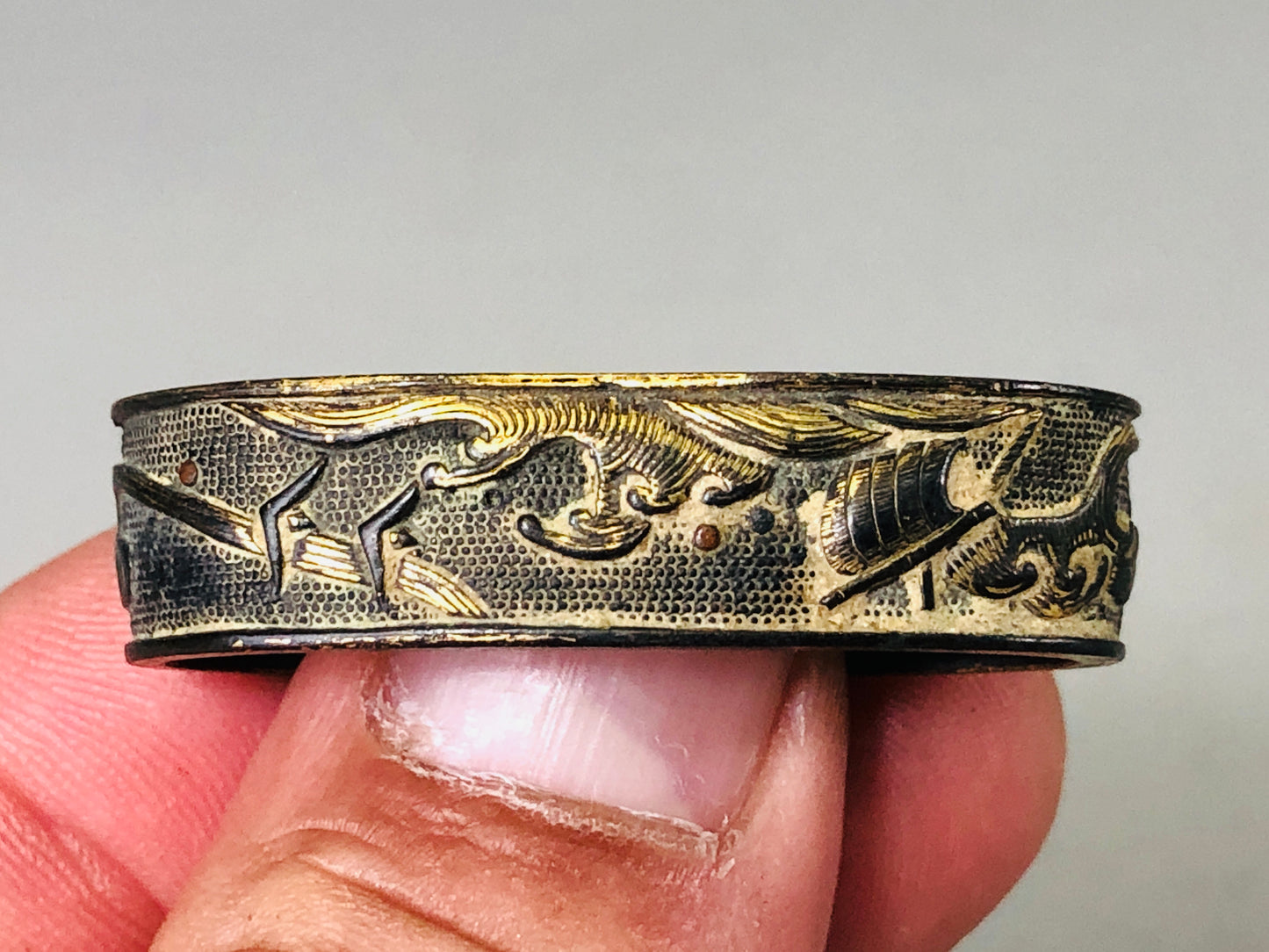 Y6316 [VIDEO] FUCHIGASHIRA katana Japanese sword fittings Japan antique samurai koshirae