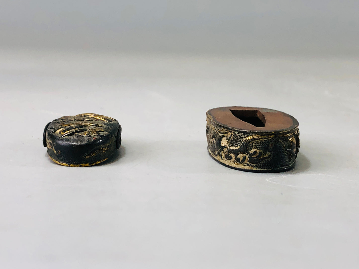 Y6316 [VIDEO] FUCHIGASHIRA katana Japanese sword fittings Japan antique samurai koshirae