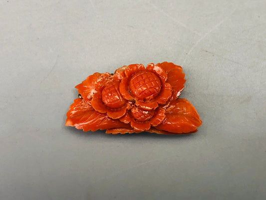 Y6342 [VIDEO] OBIDOME Sash Clip brooch Coral Flower sculpture Japan Kimono antique