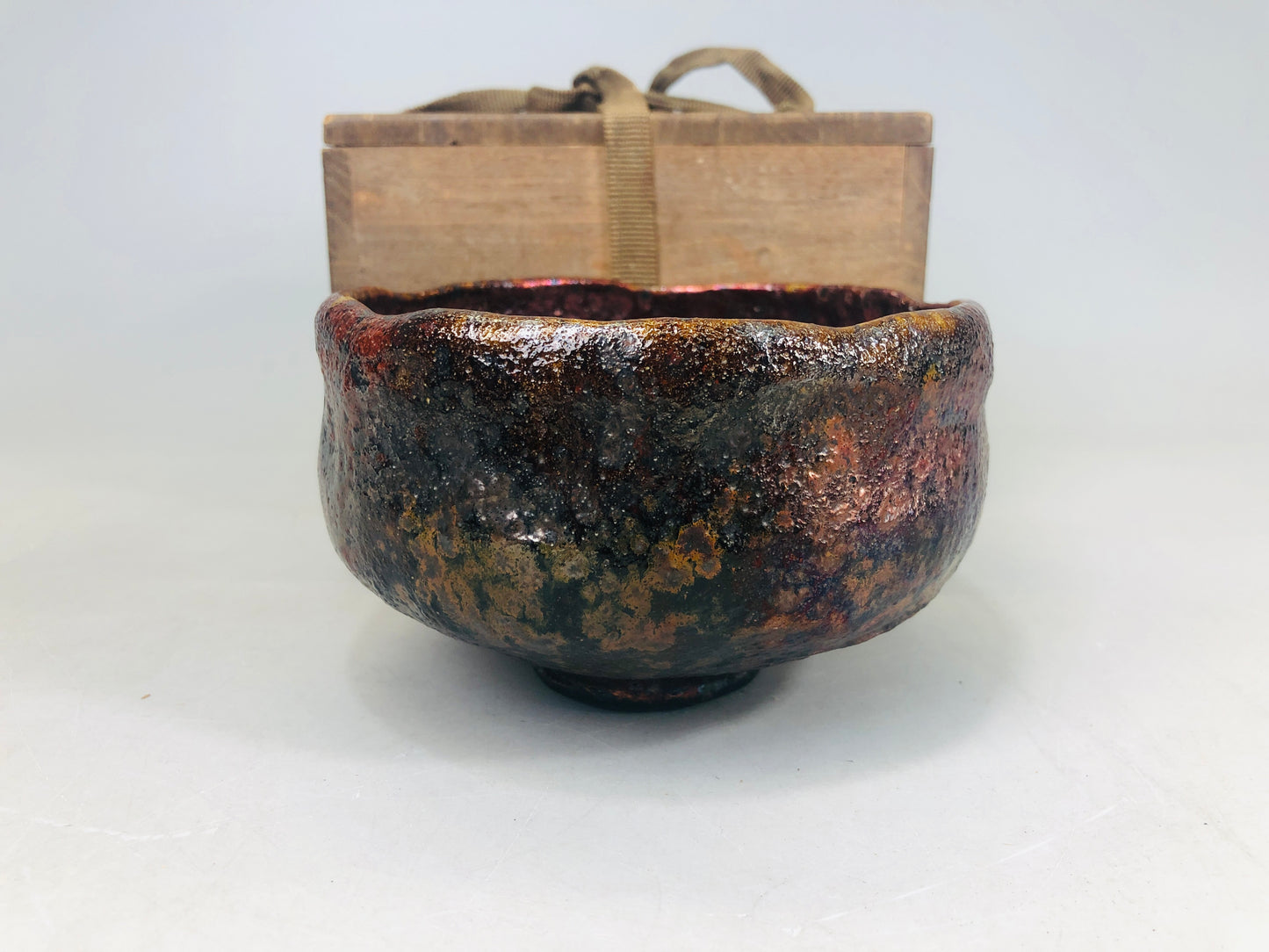 Y6362 [VIDEO] CHAWAN Raku-ware signed box Sekishun Japan antique tea ceremony pottery