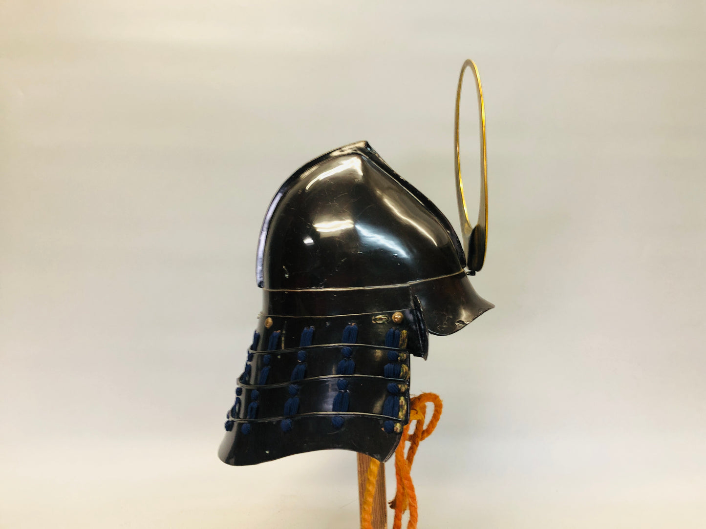 Y6407 [VIDEO] KABUTO Peach-shaped Helmet Iron lacquer crest Japan antique armor samurai