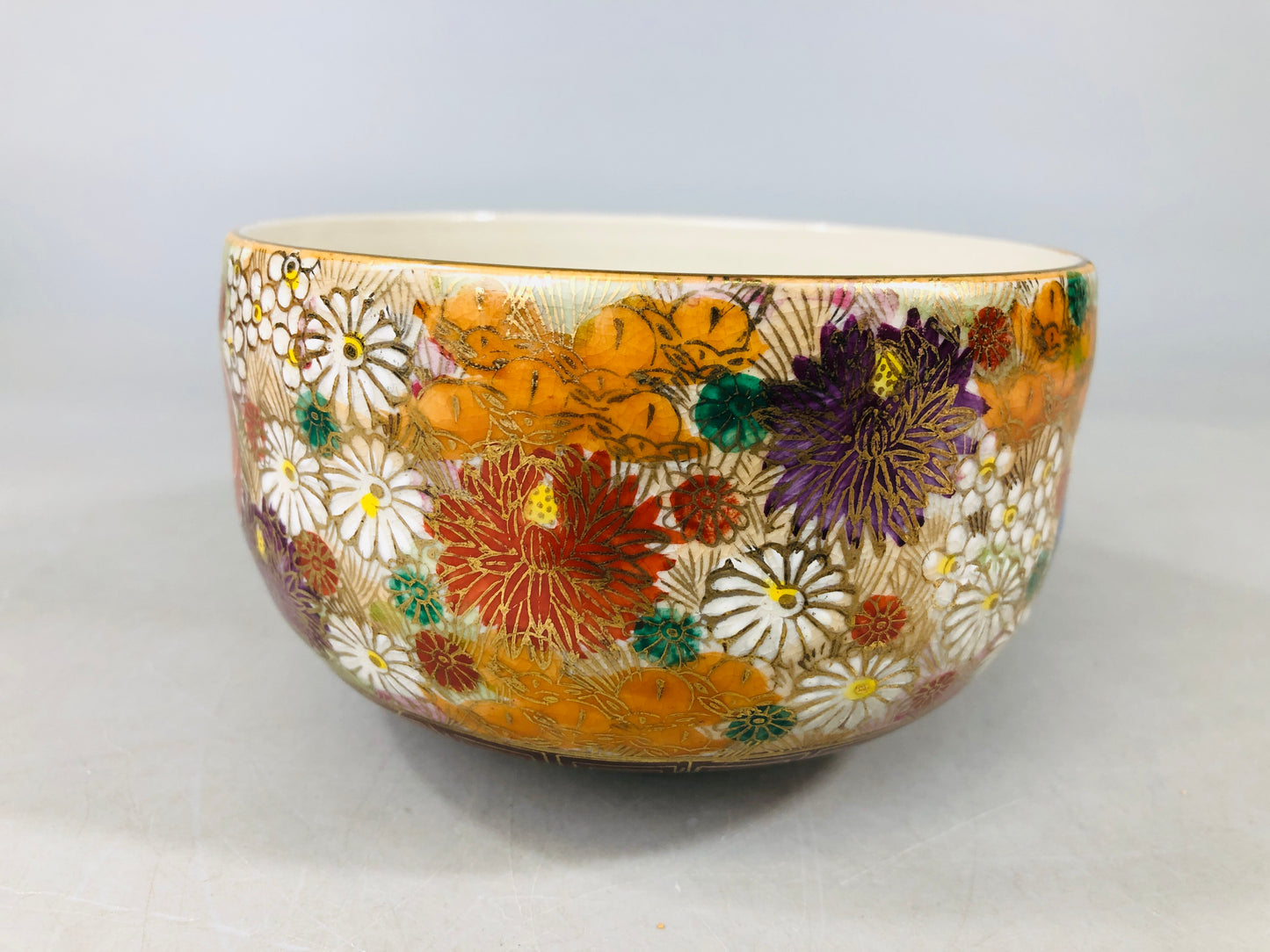 Y6531 [VIDEO] CHAWAN Kutani-ware flowers signed box Japan antique tea ceremony pottery