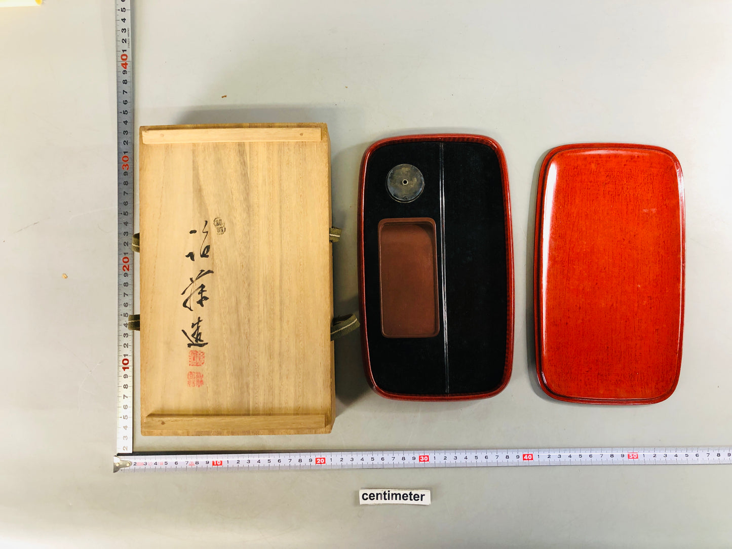 Y6613 [VIDEO] BOX Lacquered Suzuri inkstone case oblong Makie signed Japan antique