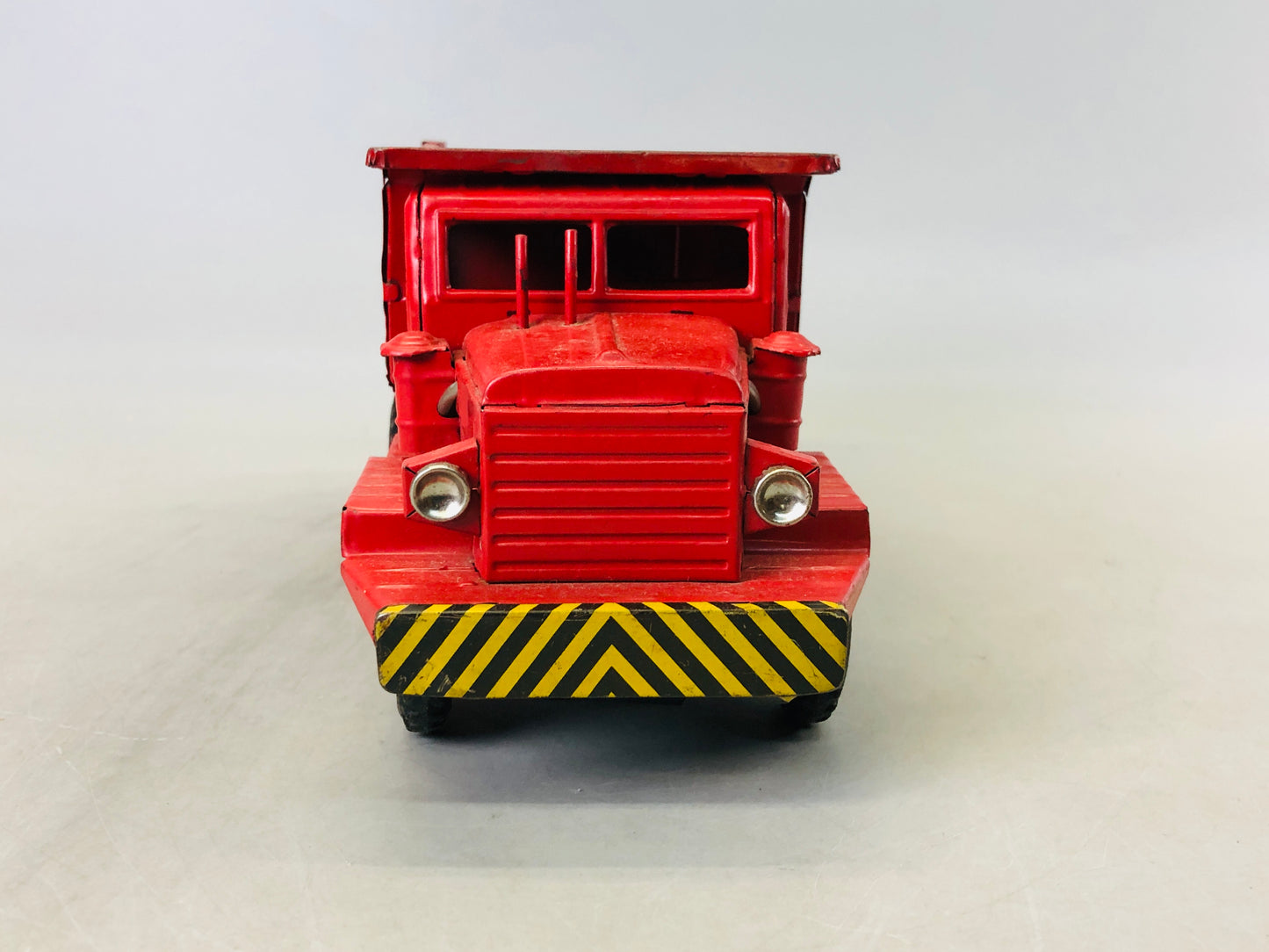 Y6631 [VIDEO] TIN TOY Truck lorry car vehicle box  Japan antique vintage interior decor