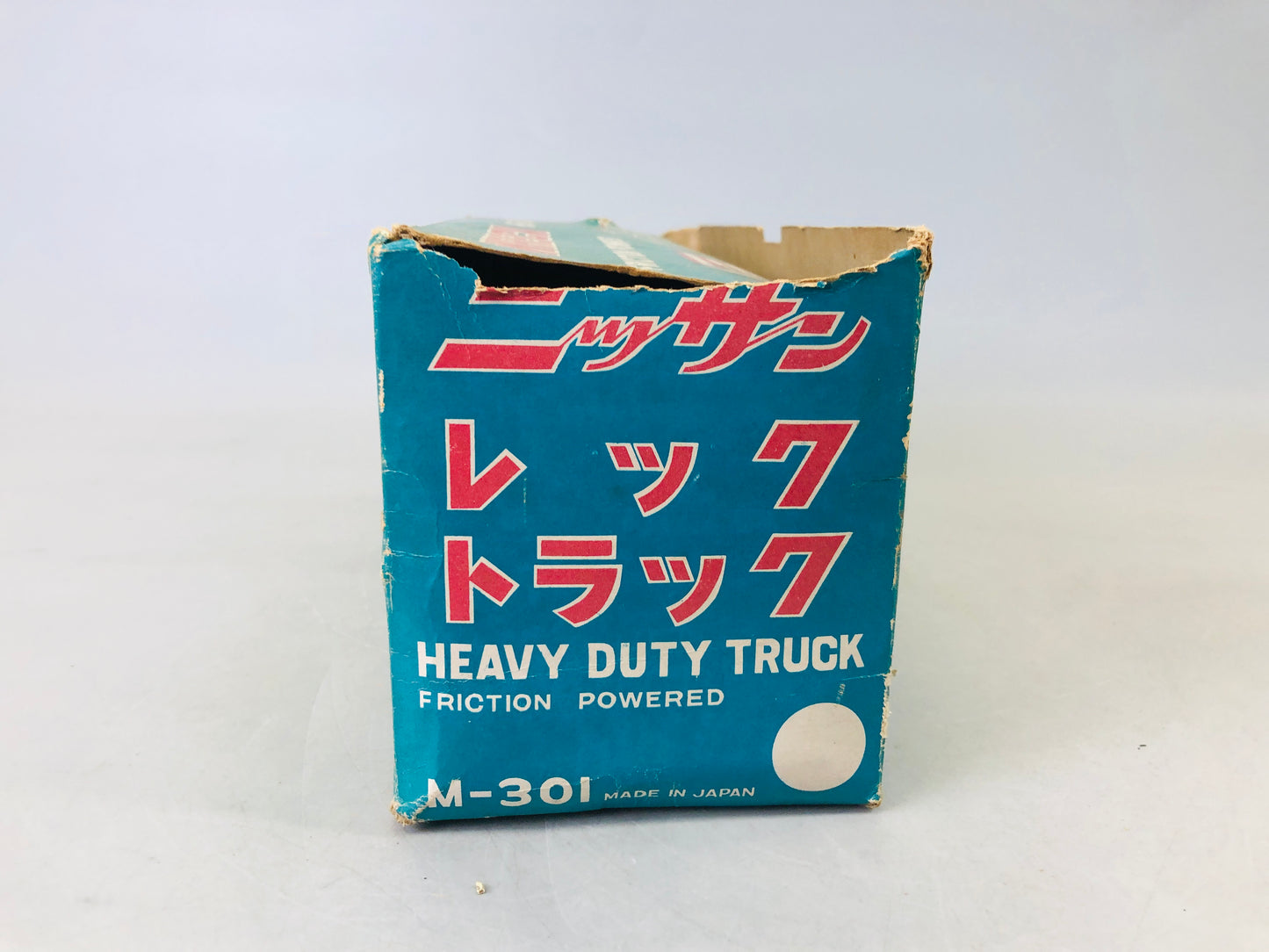 Y6666 [VIDEO] TIN TOY Nissan truck lorry vehicle car box Japan antique vintage interior