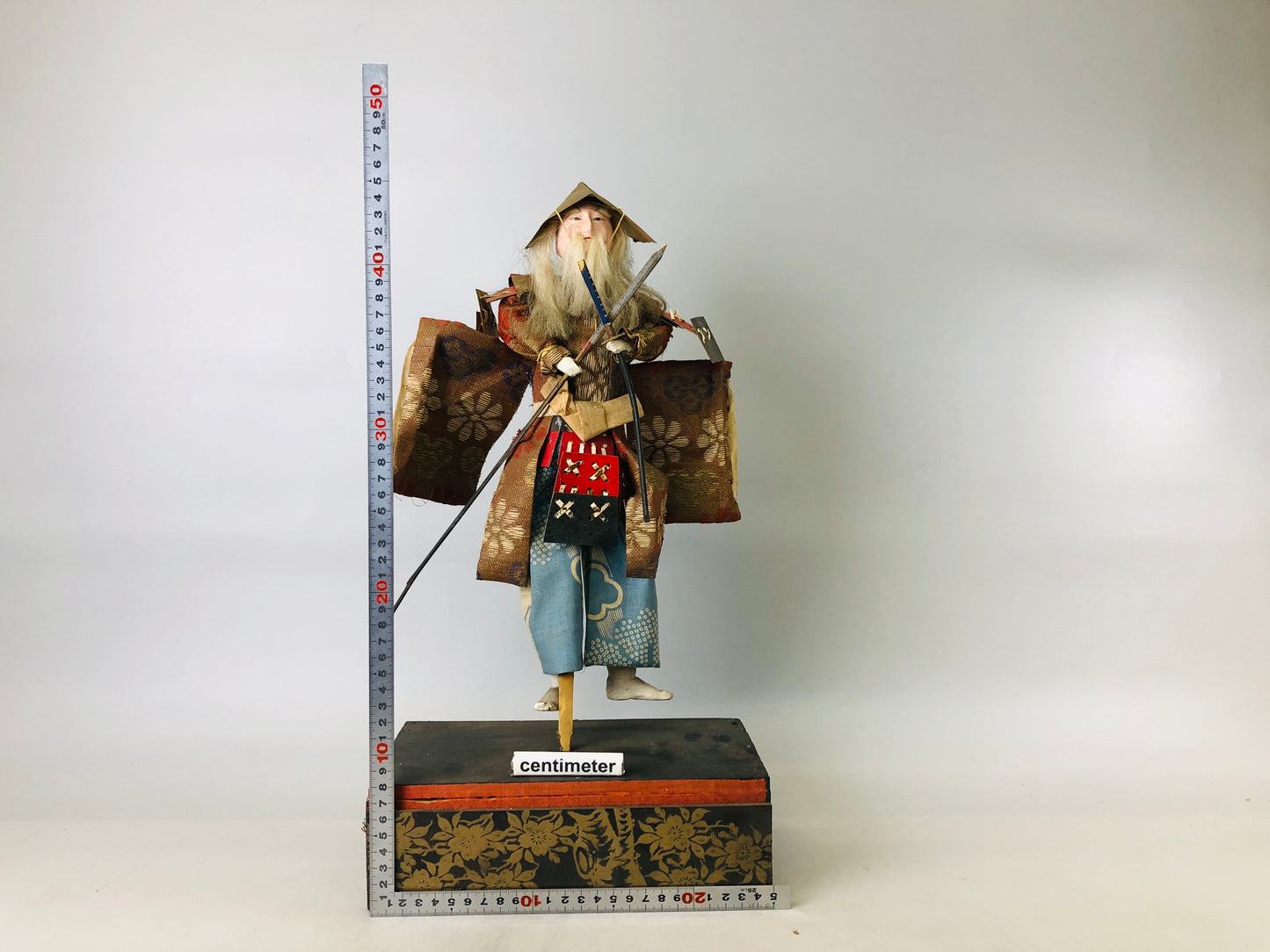 Y6676 [VIDEO] NINGYO Kimekomi doll White haired Samurai figurine box Japan antique decor