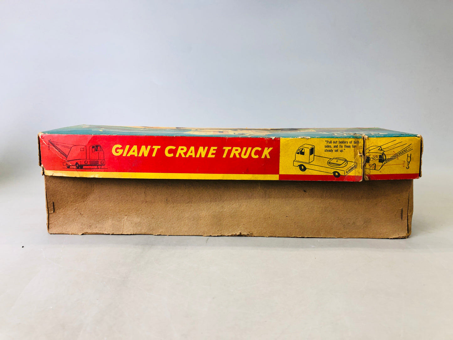 Y6691 [VIDEO] TIN TOY Giant Truck tower crawler Crane vehicle box Japan antique vintage