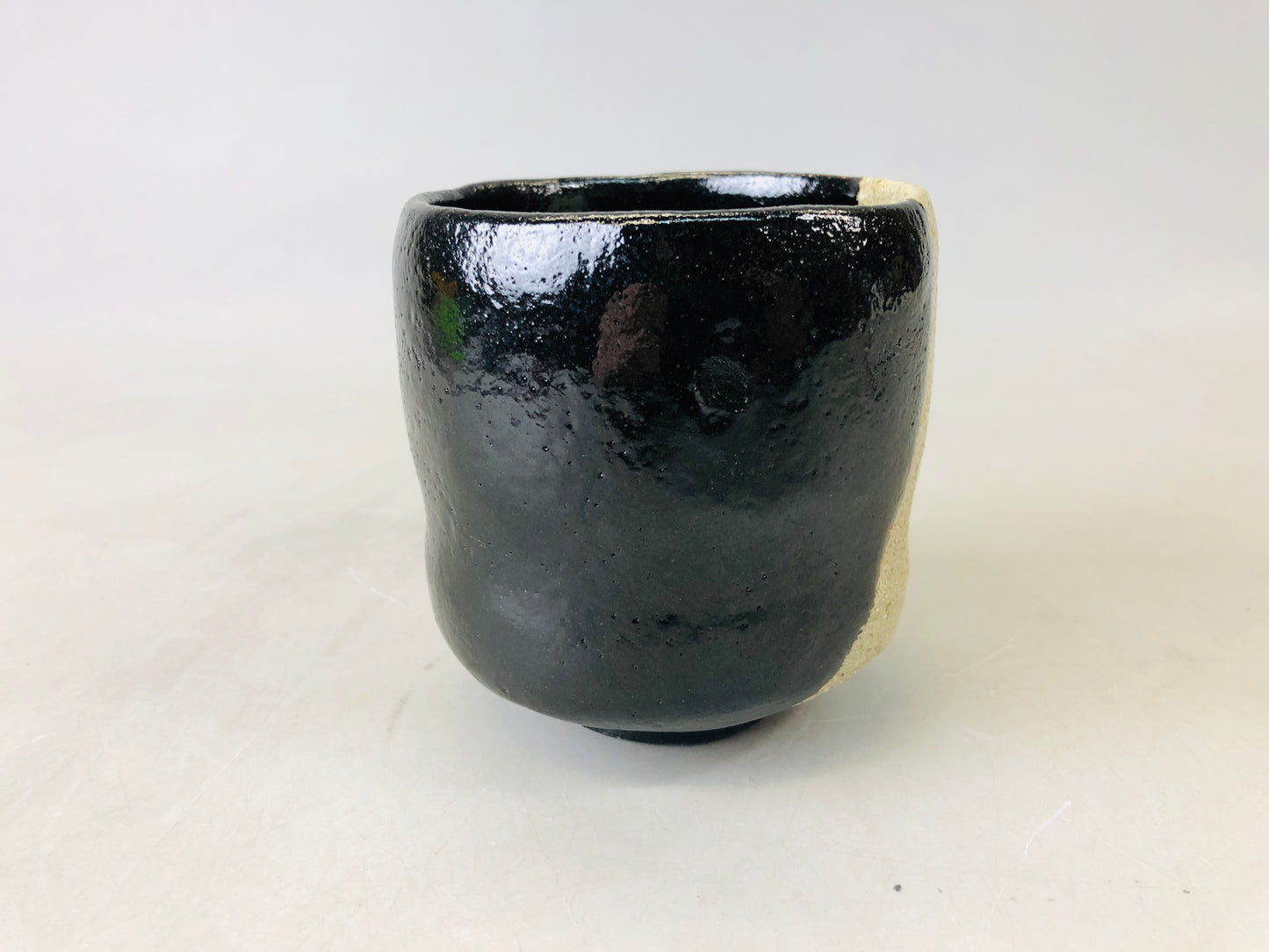 Y6705 [VIDEO] CHAWAN Raku-ware black tube bowl signed Japan antique tea ceremony pottery