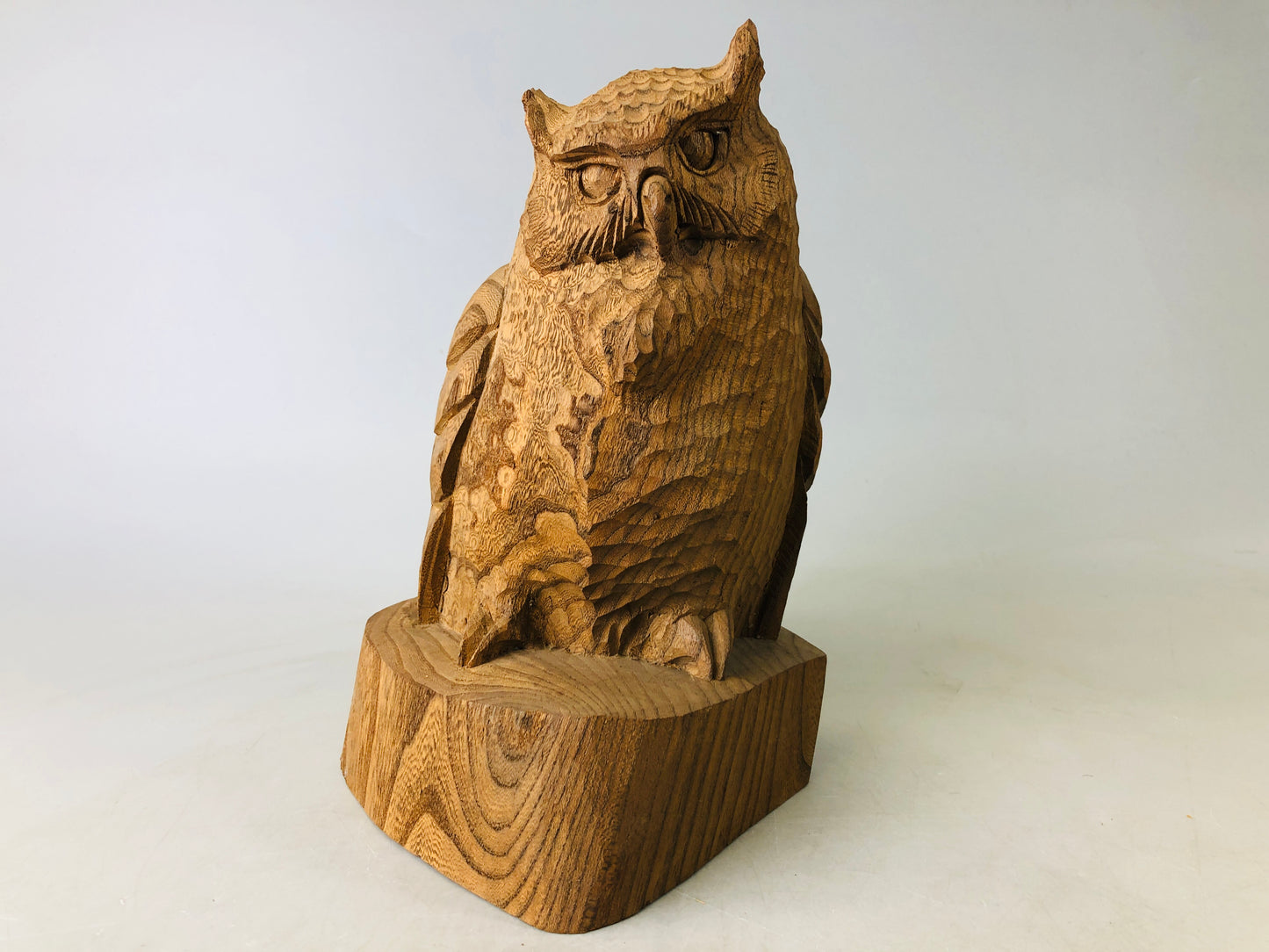 Y6733 [VIDEO] OKIMONO wood carving Owl figurine signed Japan antique figure interior