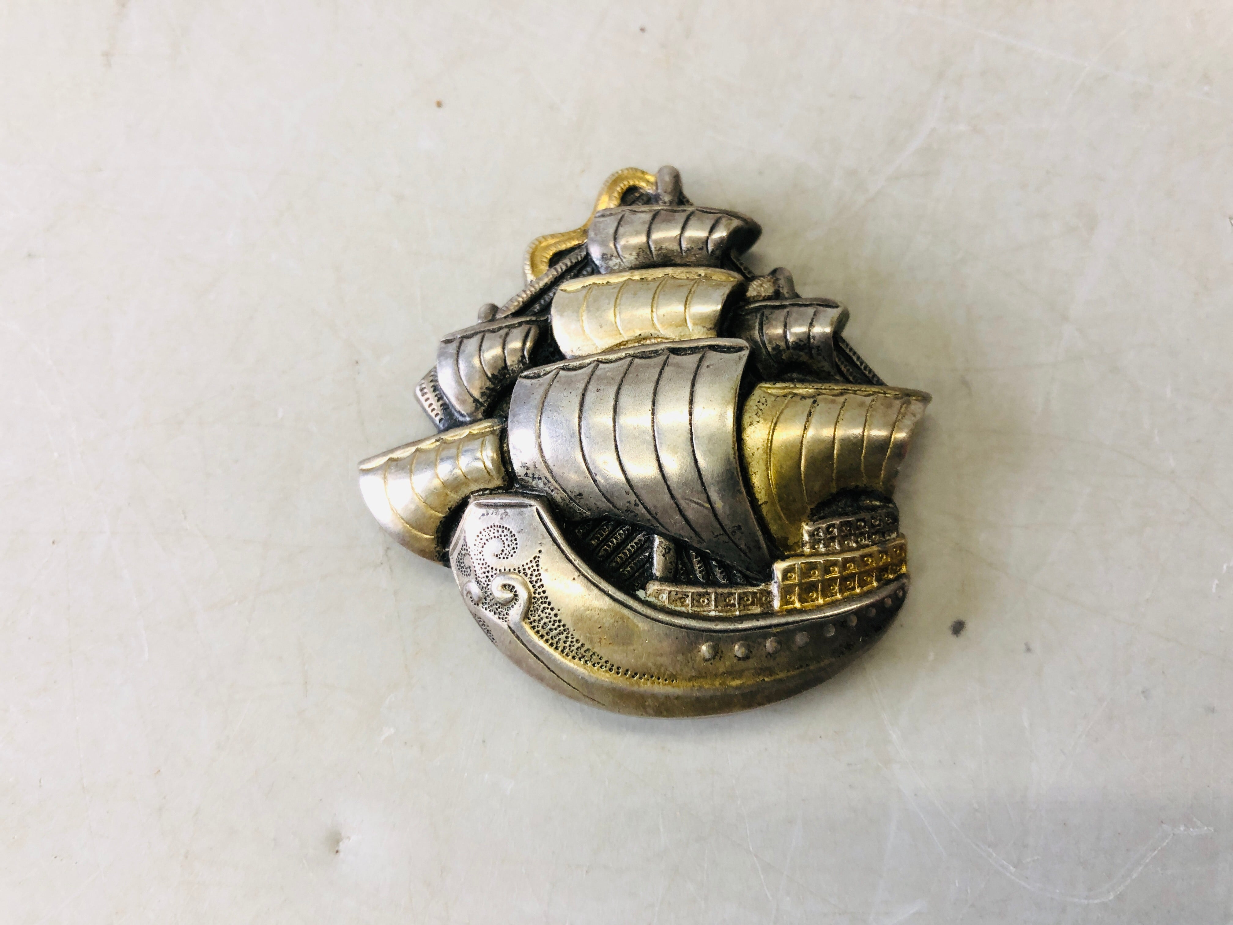 Y6834 [VIDEO] OBIDOME metal Sash Clip brooch signed Japan Kimono acces ...