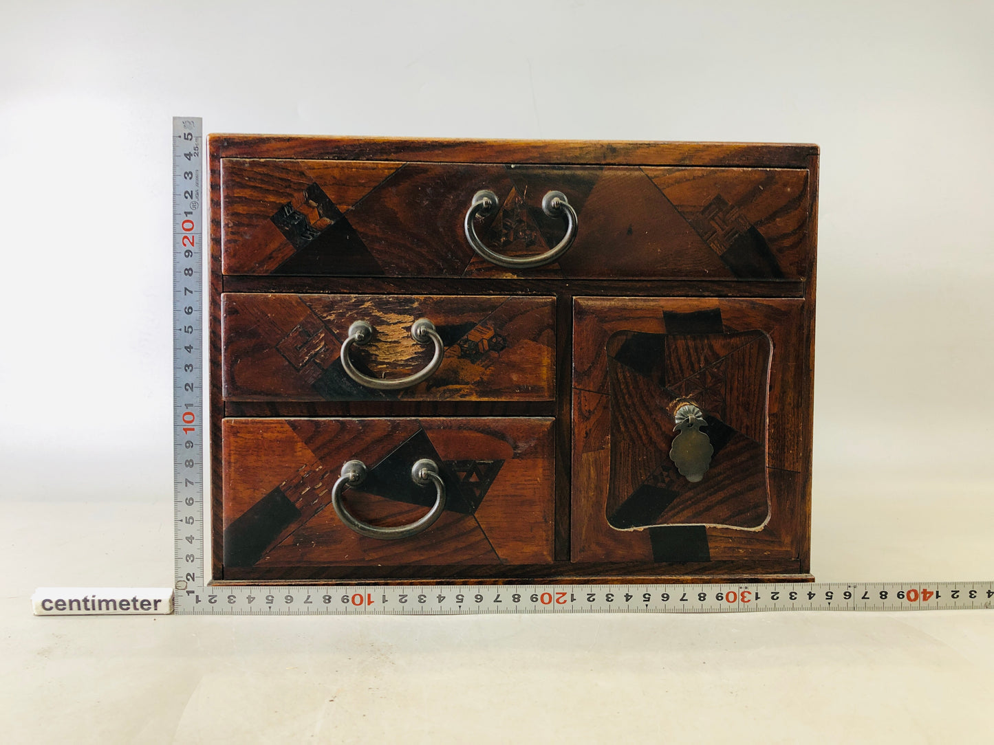 Y6841 [VIDEO] TANSU small wooden chest of drawers parquet Japan antique interior decor