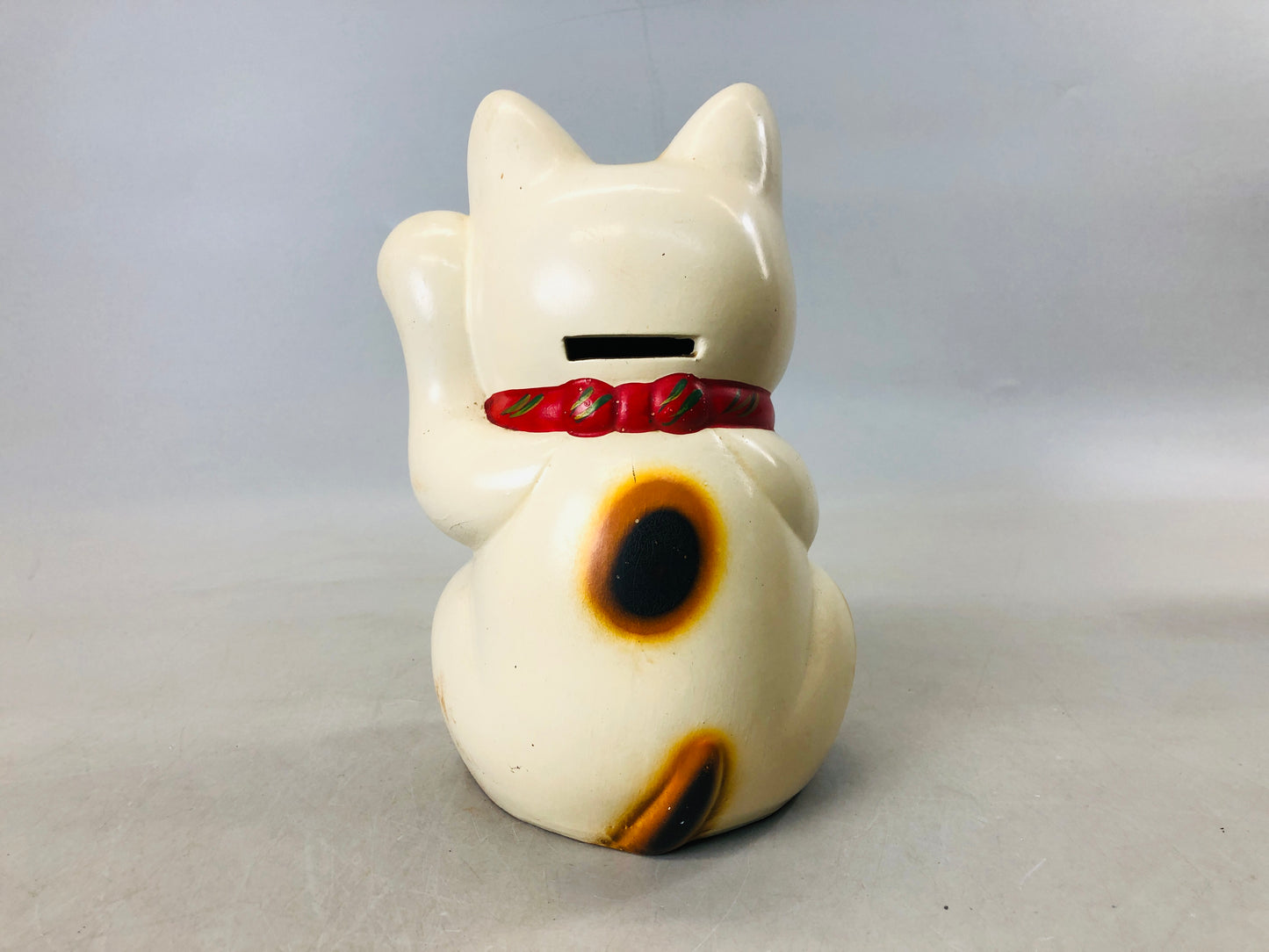 Y6856 [VIDEO] OKIMONO Ceramic Beckoning White Cat piggy bank Japan antique interior