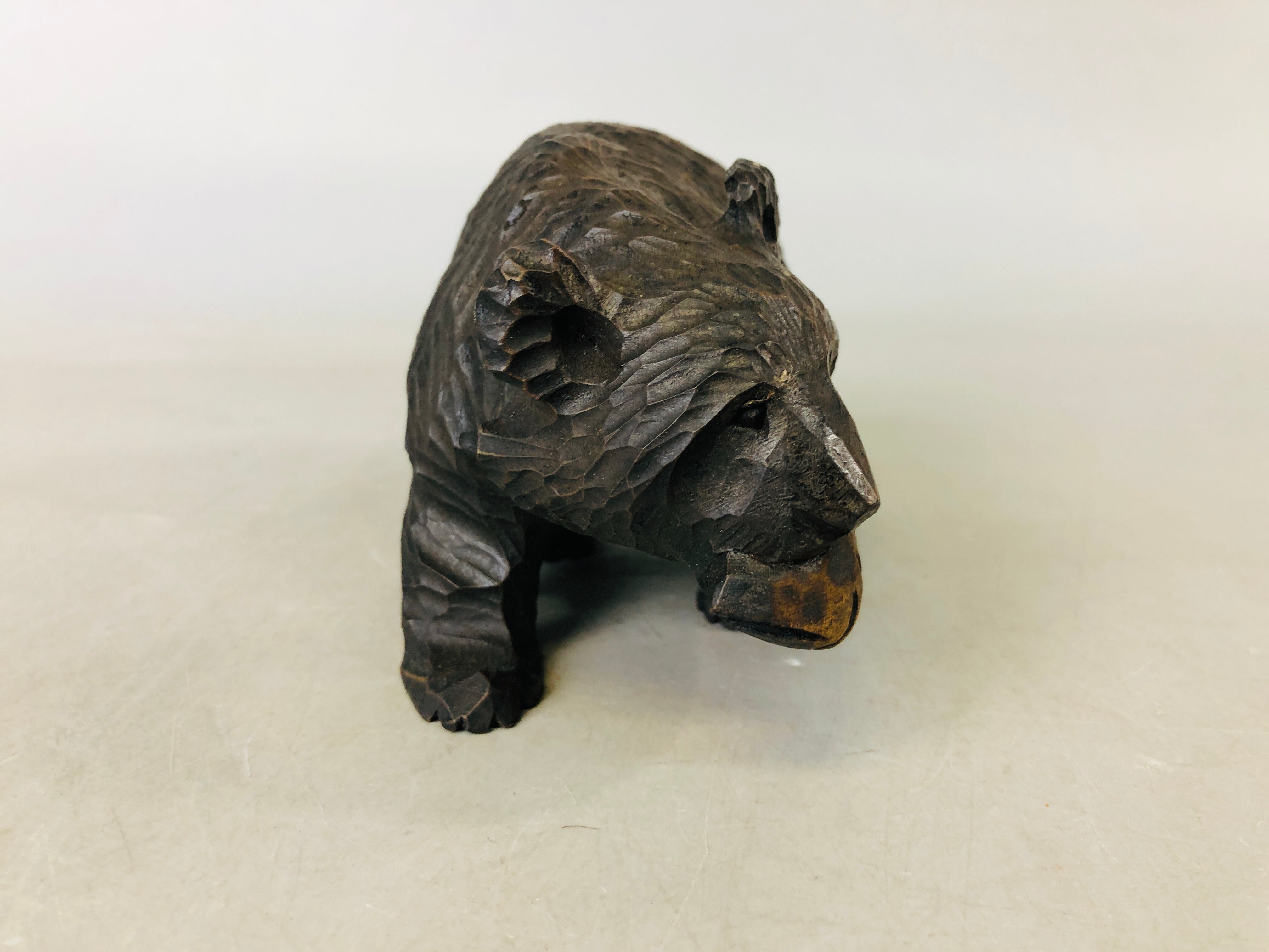 Y6880 [VIDEO] OKIMONO wood carving bear salmon figure figurine Japan a –  Hareitiba Japanese Antique