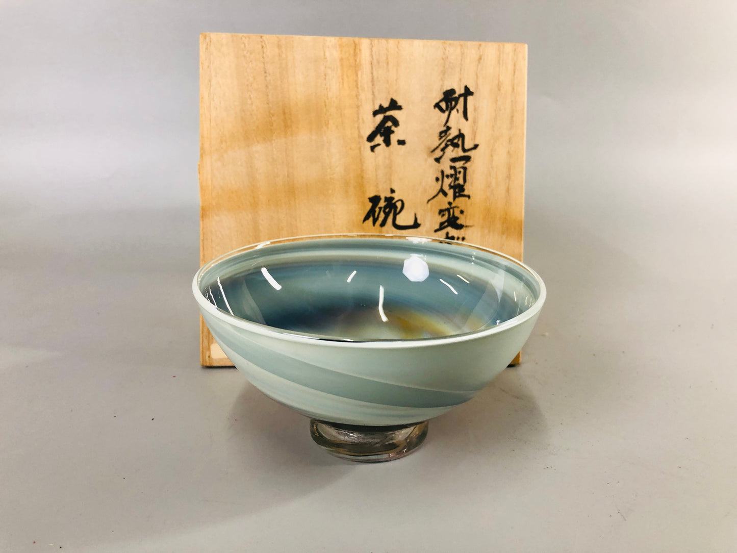 Y6912 [VIDEO] CHAWAN Glass Matcha bowl signed  box Japan antique tea ceremony cup teacup