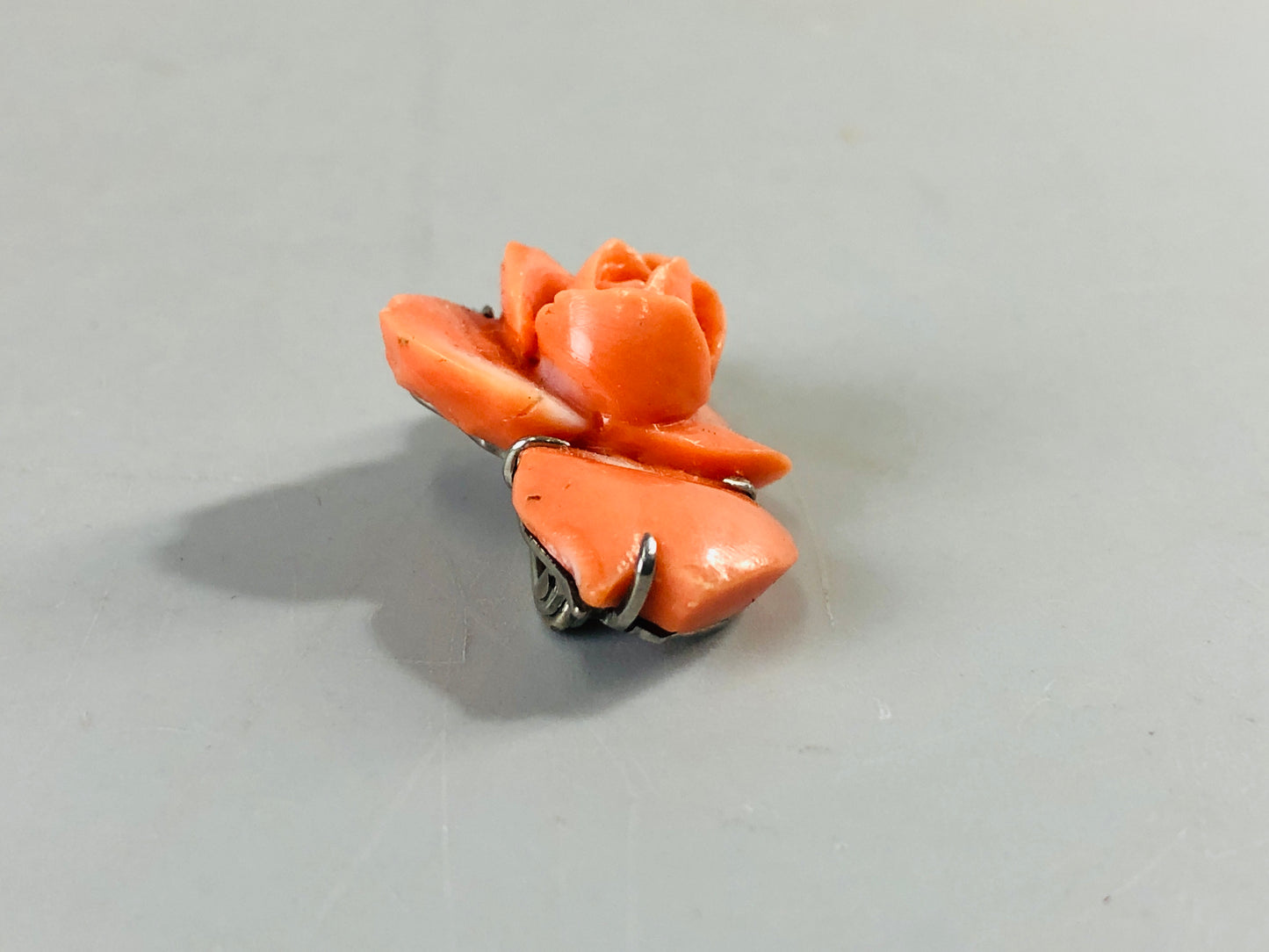 Y7003 [VIDEO] BROOCH coral sculpture flower accessory pin Japan antique decoration