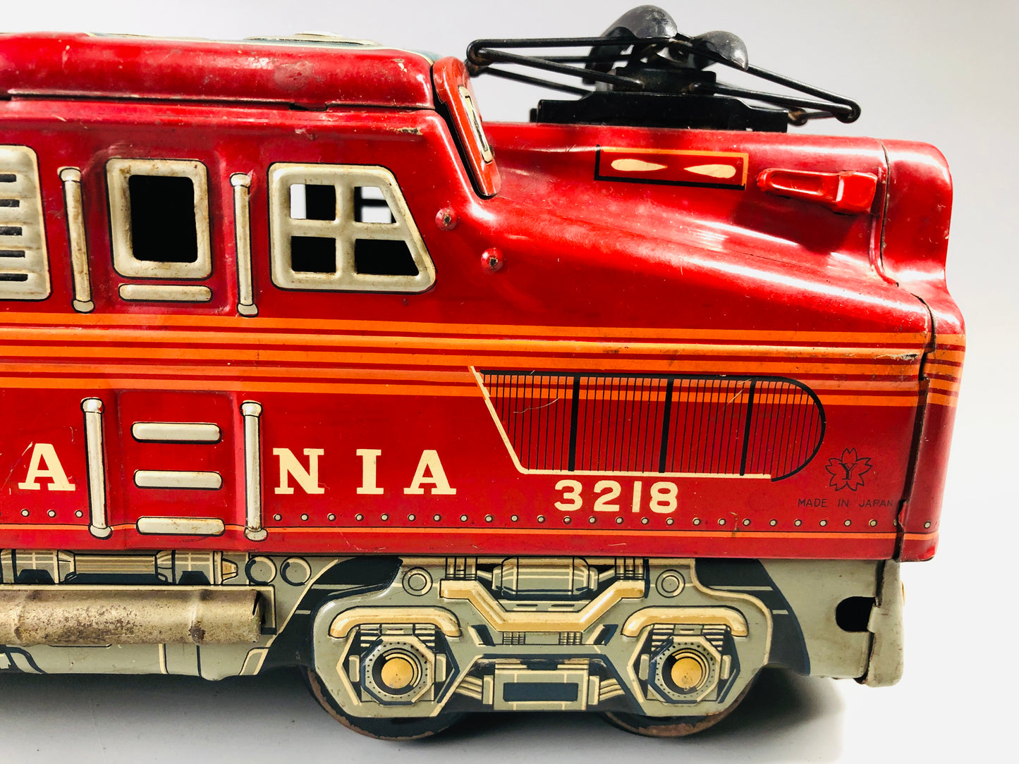 Y7007 [VIDEO] TIN TOY Train Pennsylvania 3218 transportation red Japan antique vintage