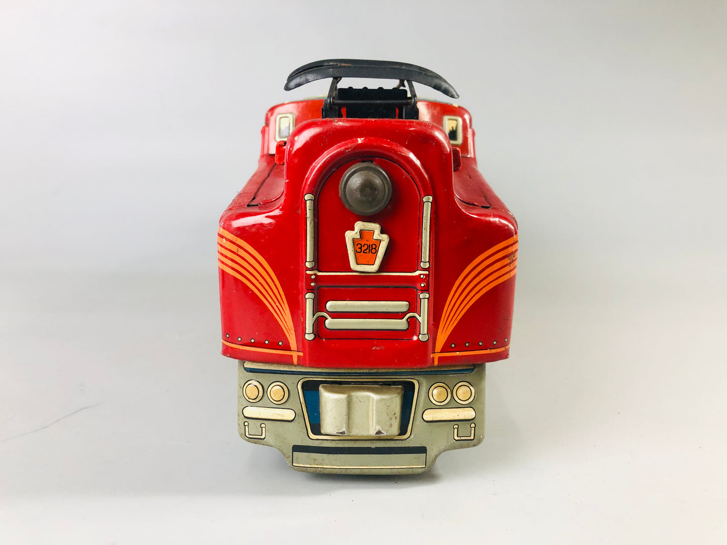 Y7007 [VIDEO] TIN TOY Train Pennsylvania 3218 transportation red Japan antique vintage