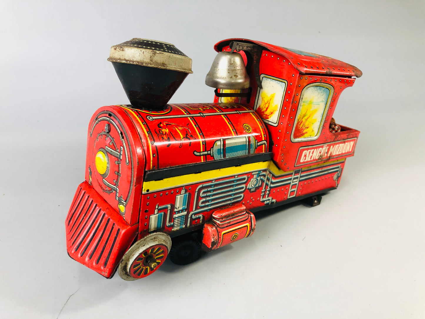 Y7027 [VIDEO] TIN TOY Train transportation missing tires Japan antique vintage interior