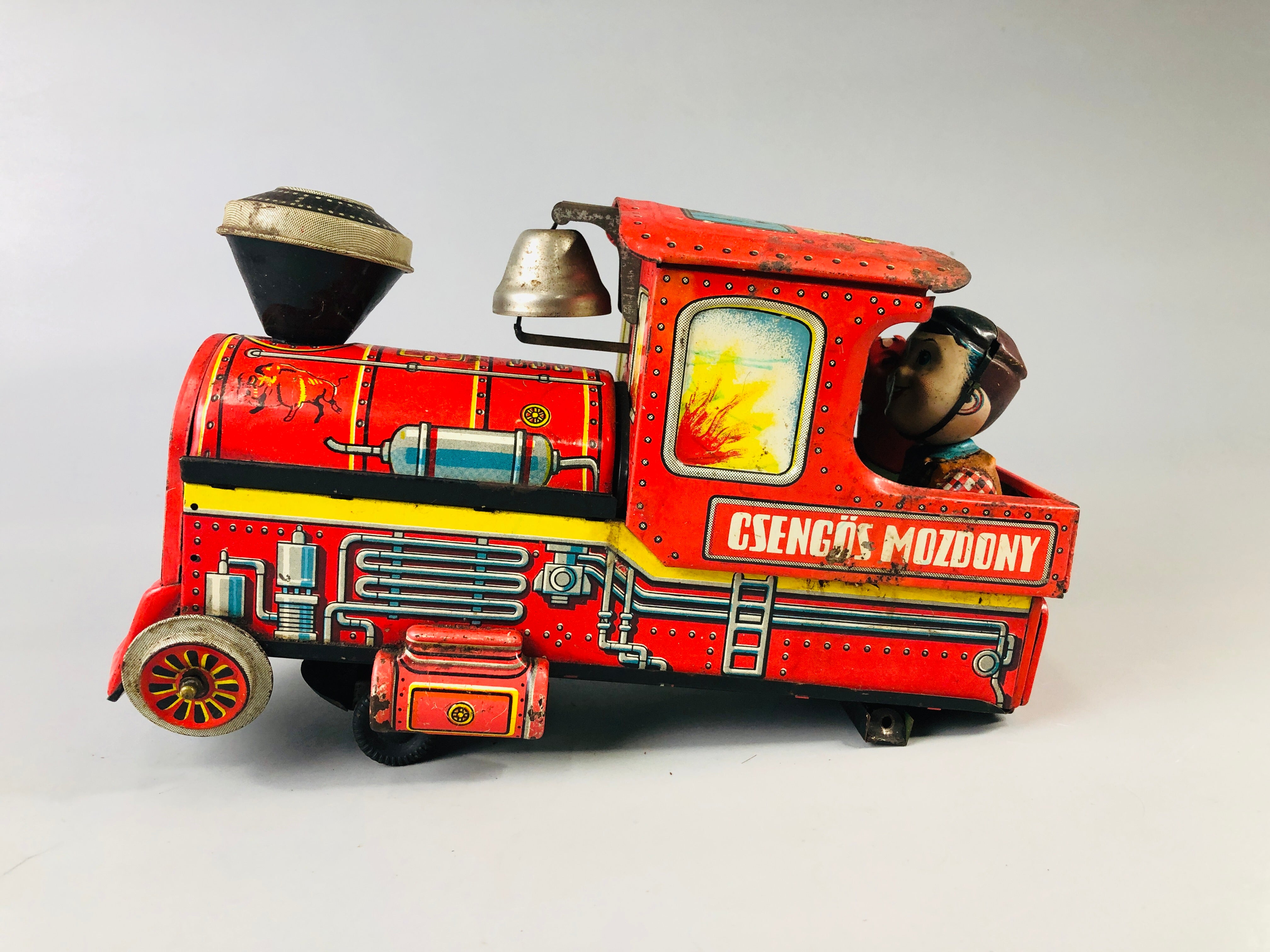 Y7027 [VIDEO] TIN TOY Train transportation missing tires Japan