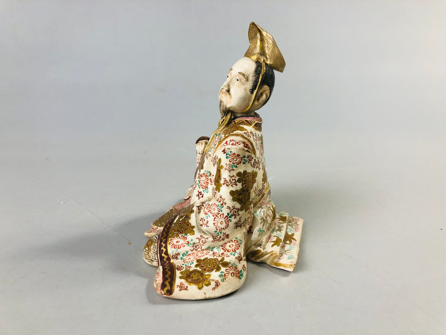 Y7062 STATUE Satsuma-ware figurine gold colored painting box Japan antique