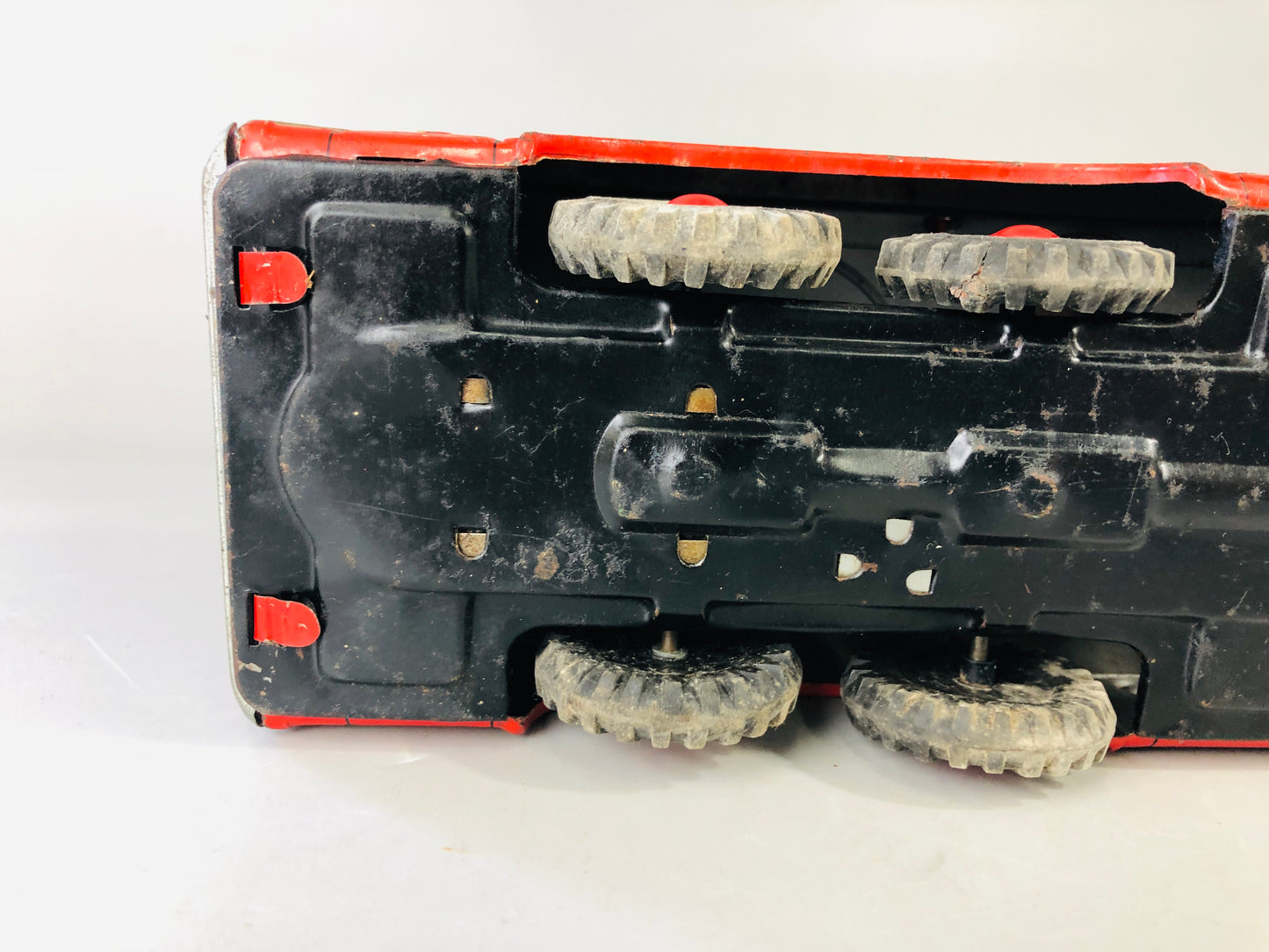 Y7125 TIN TOY Fire engine truck working vehicle Japanese antique vintage